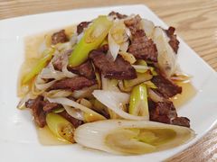 葱爆羊肉-旺原领头羊餐厅