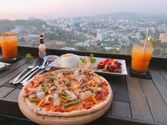 -Chuon Chuon Bistro & Sky Bar