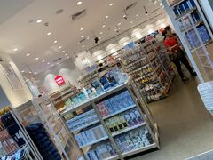 环境-名创优品(海珠乐峰广场店)
