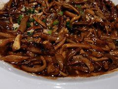 -蓝鲸(国浩路店)