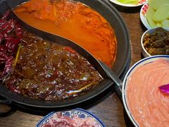 -萍姐火锅·公路夜市(武汉首店)