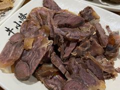 -牛小隆牛肉面馆(四牌楼店)