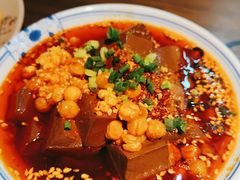 -肖四女乐山跷脚牛肉(南汇大学城生活广场店)