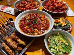 -琥珀老六龙虾(四里河店)