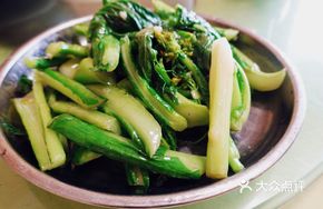Stir-Fried Garlic Bok Choy