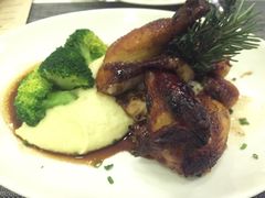 -WOLFGANG PUCK KITCHEN & BAR(迪士尼小镇店)