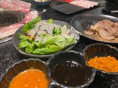 -喵小乙碳火烤肉(大坪协信星光天地店)