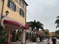 -佛罗伦萨小镇广佛名品奥特莱斯(疏港路店)