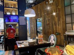 大堂-锅说大脸毛肚重庆老火锅(佐阾店)