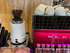 -ZING COFFEE 镜咖啡