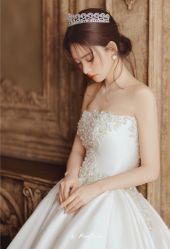 -罗马经典婚纱摄影·轻奢化定制