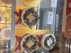 -花花卷卷·鲜食蛋糕(静安久光百货店)