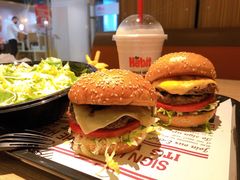 -The Habit Burger Grill 哈比特汉堡(复兴soho店)
