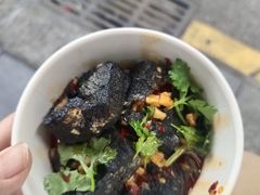 -黑色经典臭豆腐·湖南特产(步行街店)