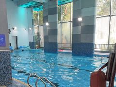 -齐岸健身(花园城店)