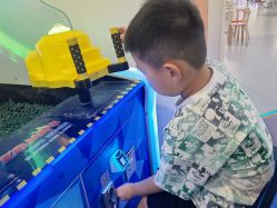 -Qmiss家庭娱乐中心(恒隆广场店)