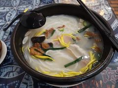 -桥香园云南过桥米线(金马碧鸡店)