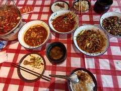 -笨豆腐居民楼菜馆•江西小炒(天津开发区店)