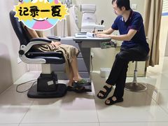 -光明眼镜·蔡司授权(徐泾店)