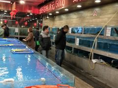 -宝燕海货工场(长江国际店)