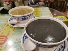 热现磨芝麻糊-顺记冰室(宝华路店)