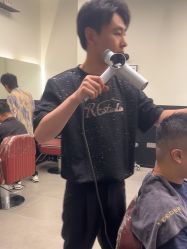 -侨治发型