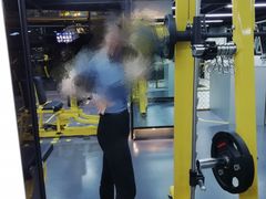 -可逸运动24小时健身