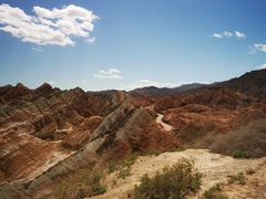 -冰沟丹霞旅游景区