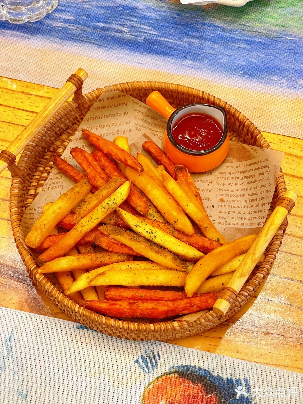 武汉西餐厅推荐|好吃不贵，环境超好的Moon Blue