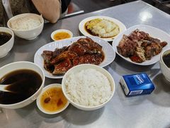 -华香鹅快餐店