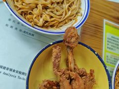 招牌拌面-卢聪艺小吃店(阳翟总店)