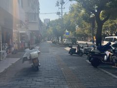 -三姐妹糯米饭·包子·饭面(绣山店)