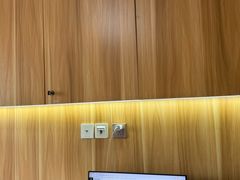-上海仁爱医院口腔科 · 种植