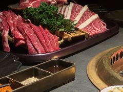 -铭牛烧肉·和牛海鲜自助(高新月牙湖店)