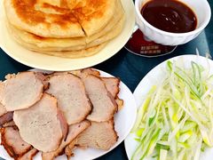 -李连贵酒家熏肉大饼(昆明街店)