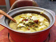 -周鱼小馆石锅酸菜鱼(活力汇店)