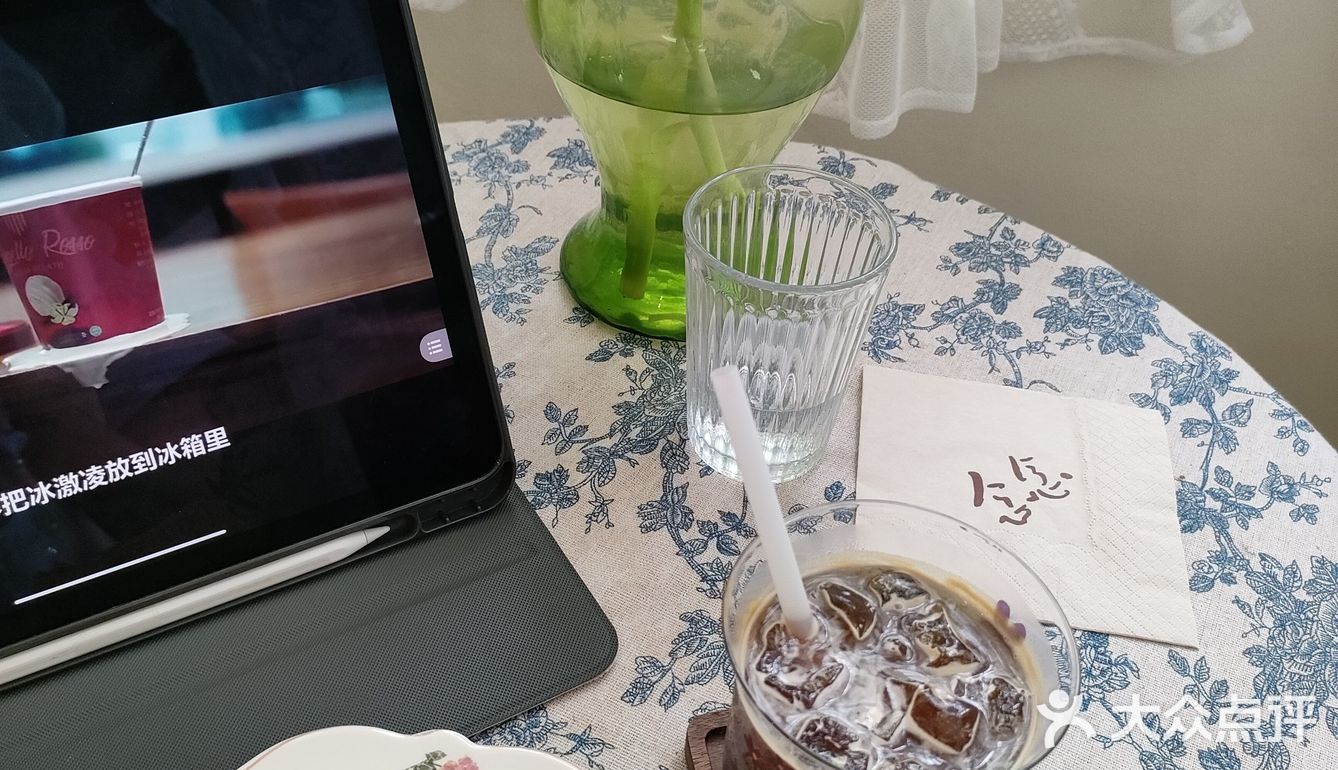 miss garden这是花店还是咖啡店呀😯