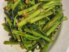 -明记烧鱼美味店