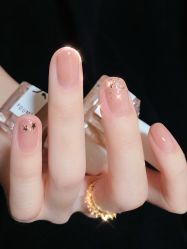 -进巍美甲