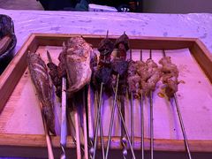 -夜火烤摊·东北烧烤酒场·老杨小黄鱼