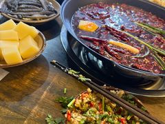 -黄潇洒老火锅(九眼桥宏济巷店)