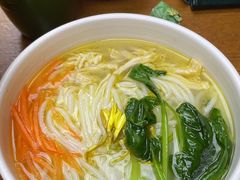 -云海肴·汽锅鸡·云南代表菜(天山百盛优客店)