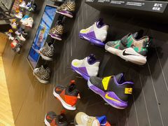 -NIKE品牌体验店(北京蓝色港湾店)