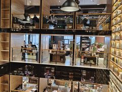 -半山书局(新世纪商城店)