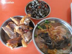 螺丝粉＋猪脚＋螺丝-西环肥仔螺蛳粉(总店)