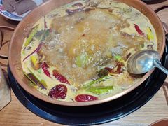-滇翁·云南酸菜牛肉火锅(合肥首店坝上吾悦广场店)
