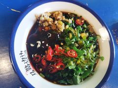 -马路边边串串香形象店(磐石路店)