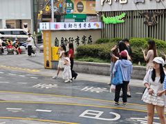 -观音桥步行街