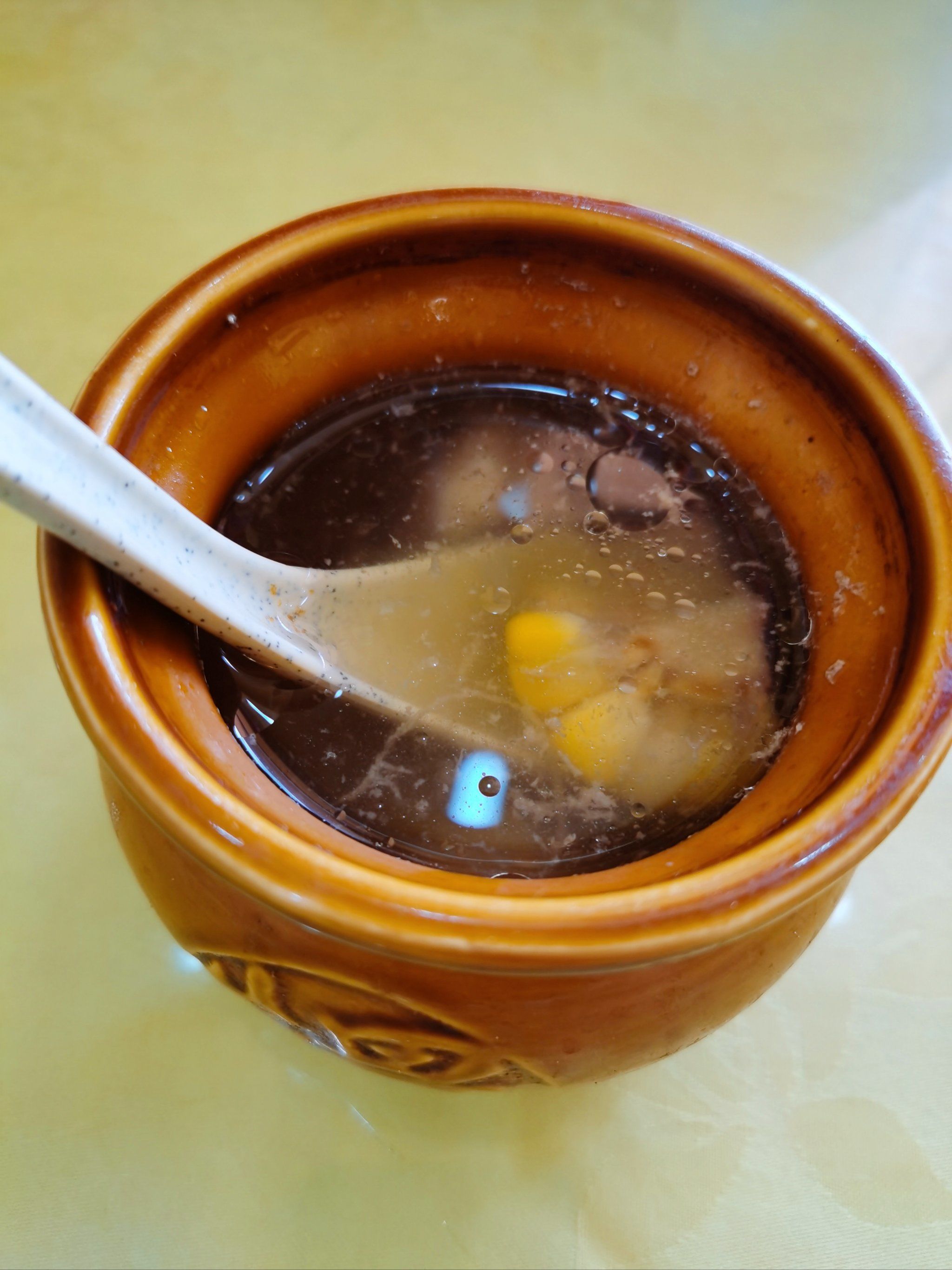 这家的瓦罐汤免费喝!