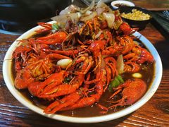 -陆记牛庄·碳锅龙虾烧烤(爱上花园店)